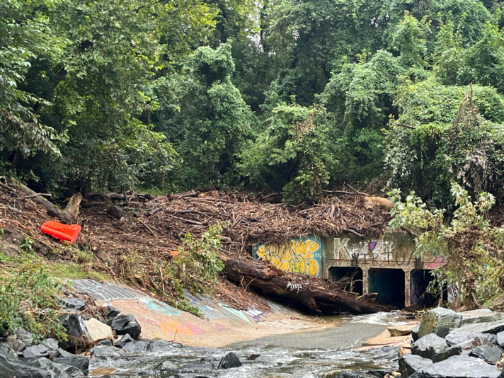 59EC882D-A7F0-4A3F-922A-68CC09CF92AC